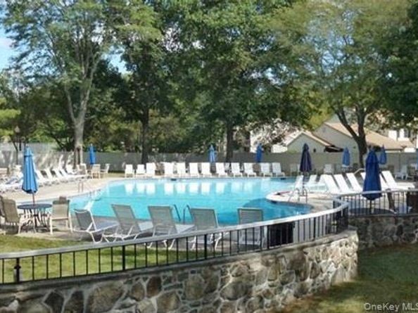 36 Sussex Drive B, Yorktown Heights NY 10598