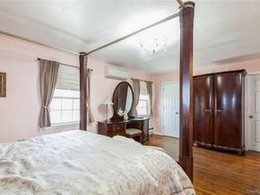 77 Duck Pond Road, Glen Cove NY 11542