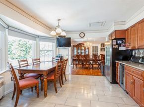 77 Duck Pond Road, Glen Cove NY 11542