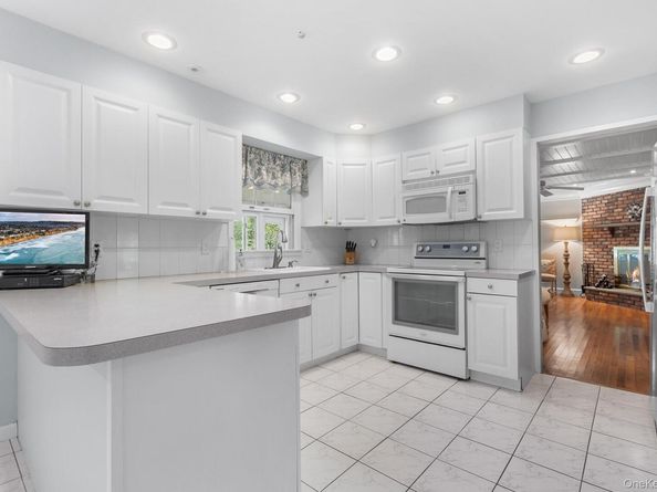 7 Byram Meadows Road, Chappaqua NY 10514