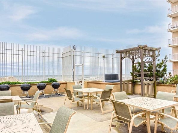 25 Neptune Boulevard 9S, Long Beach NY 11561