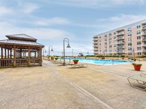 25 Neptune Boulevard 9S, Long Beach NY 11561