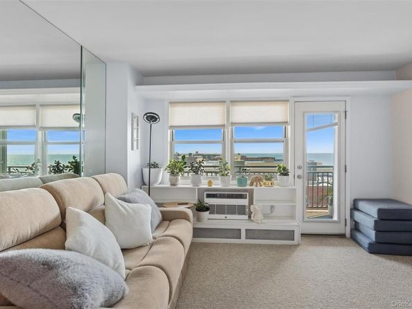 25 Neptune Boulevard 9S, Long Beach NY 11561