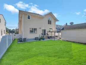 43 Prince Street, New Hyde Park NY 11040