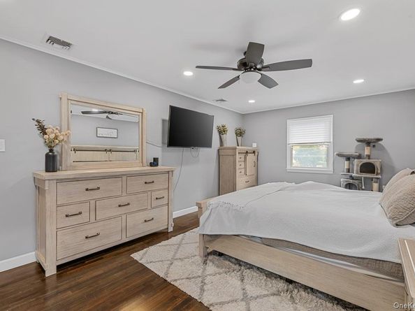 117 N 1st Street, Sayville NY 11782