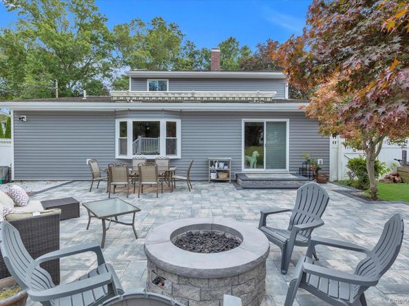 14 Kinsella Street, Dix Hills NY 11746