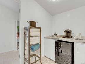 291 E Montauk Highway, Hampton Bays NY 11946