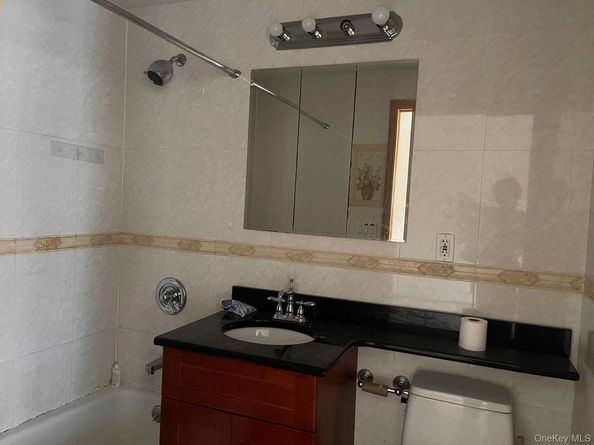 43-07 48th Street 5B, Sunnyside NY 11104