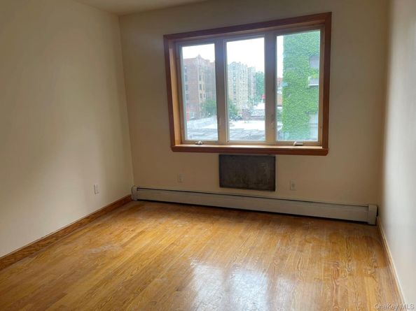 43-07 48th Street 5B, Sunnyside NY 11104