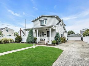 2479 Tonquin Street, East Meadow NY 11554