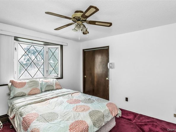 2479 Tonquin Street, East Meadow NY 11554