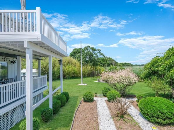 333 Roe Avenue, East Patchogue NY 11772
