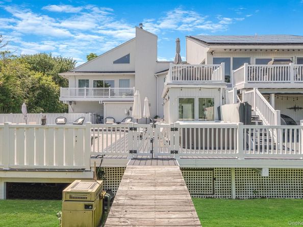 333 Roe Avenue, East Patchogue NY 11772