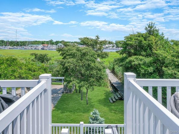333 Roe Avenue, East Patchogue NY 11772