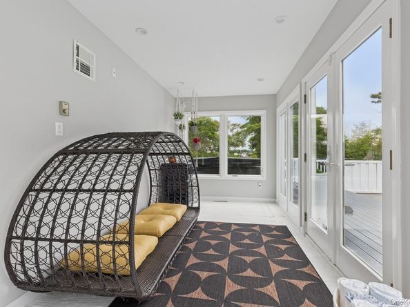 333 Roe Avenue, East Patchogue NY 11772