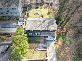 90 E 25th Street, Huntington Station NY 11746