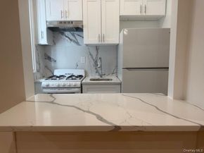 114-20 Queens Boulevard B6, Forest Hills NY 11375