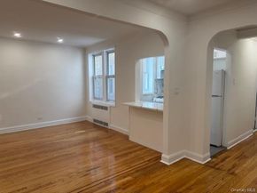 114-20 Queens Boulevard B6, Forest Hills NY 11375