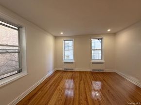 114-20 Queens Boulevard B6, Forest Hills NY 11375