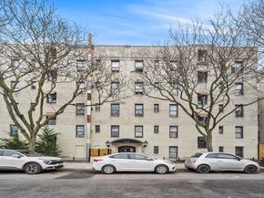 2137 33rd Street 3C, Astoria NY 11105