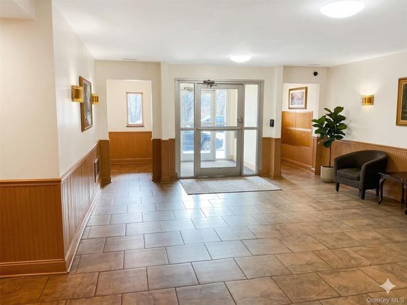 245 Bronx River Road 7F, Yonkers NY 10704