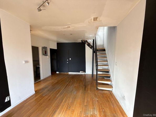 175-28 89th Avenue C, Jamaica NY 11432