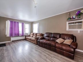 21 Oak Avenue, Inwood NY 11096