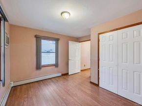 33 Pond Lane, Levittown NY 11756