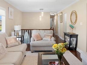 86 New Highway, Commack NY 11725