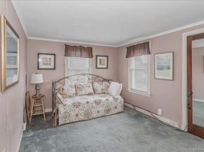 343 Nassau Boulevard, New Hyde Park NY 11040