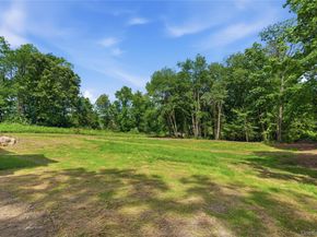 240 Mahopac Avenue, Yorktown Heights NY 10598