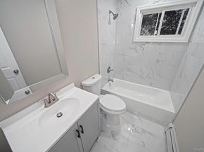 182 W 17th Street, Deer Park NY 11729