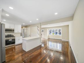 182 W 17th Street, Deer Park NY 11729