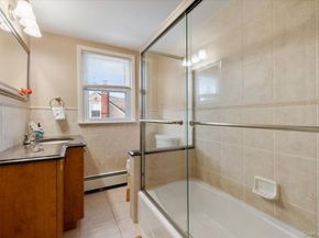 152 Manor Street, Plainview NY 11803