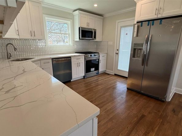 211 4th Avenue, West Babylon NY 11704