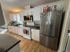 1661 Old Country Road 69, Riverhead NY 11901