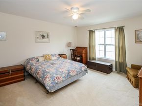 10 Louden Loop, Mount Sinai NY 11766