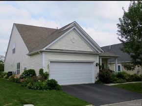 10 Louden Loop, Mount Sinai NY 11766