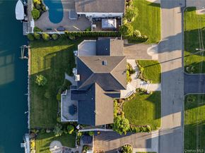 14 Club Drive, Massapequa NY 11758