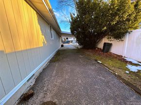 15 Maple Street, West Babylon NY 11704