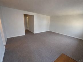 15 Maple Street, West Babylon NY 11704