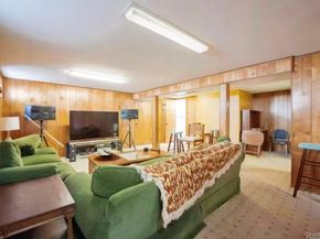 636 S 13th Street, New Hyde Park NY 11040