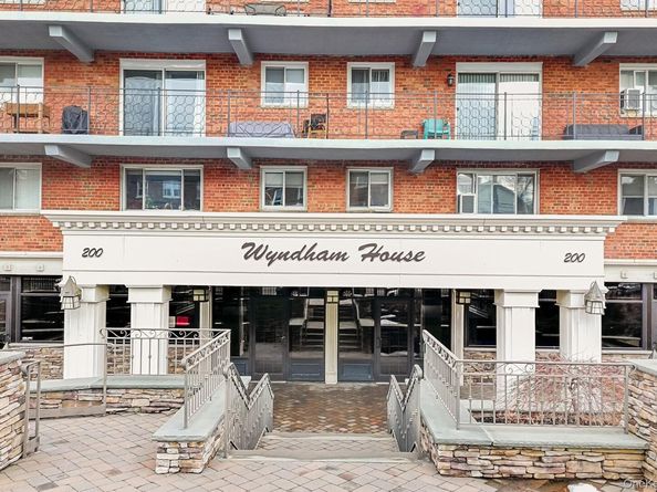 200 Atlantic Avenue 417, Lynbrook NY 11563