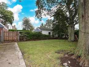 33 Cherry Lane, Carle Place NY 11514