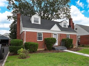 33 Cherry Lane, Carle Place NY 11514
