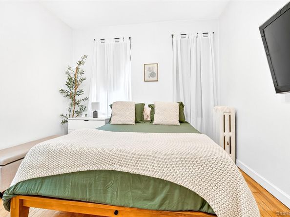 1976 Lafontaine Avenue 4D, Bronx NY 10457