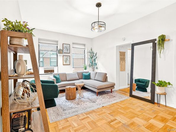 1976 Lafontaine Avenue 4D, Bronx NY 10457