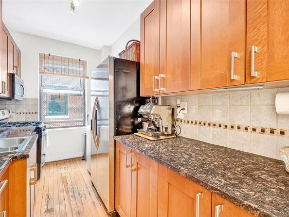 1976 Lafontaine Avenue 4D, Bronx NY 10457