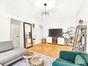1976 Lafontaine Avenue 4D, Bronx NY 10457