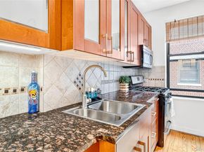 1976 Lafontaine Avenue 4D, Bronx NY 10457